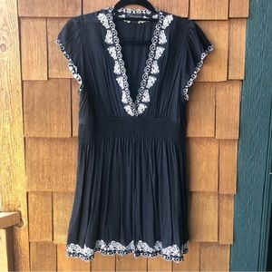 Forever 21 Size M Empire Waist Deep V-neck Embroidered Trim Babydoll Top Tunic